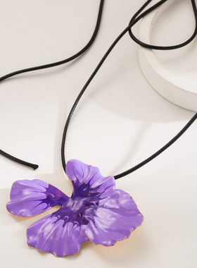 波西米亚滴油合金花朵度假风项链