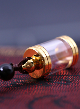 可以打开装东西的小瓶子吊坠