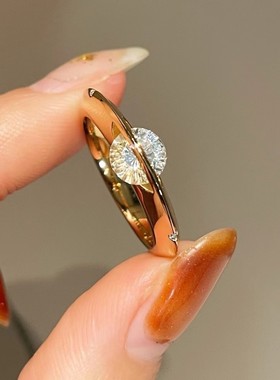 小红书同款意大利精工灵动星轨宇宙恒星转动小众设计手镯指环