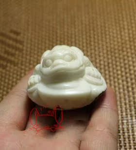 天然手把件招财元宝金蟾工艺品