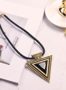 日韩创意潮人毛衣学生森系短项链