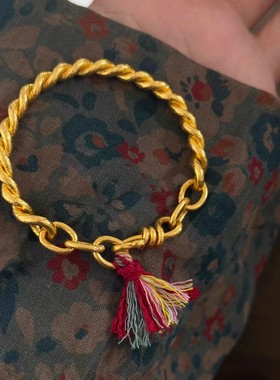 古法黄金色实心麻花流苏手镯国潮设计百搭素圈手镯仿三金新娘首饰