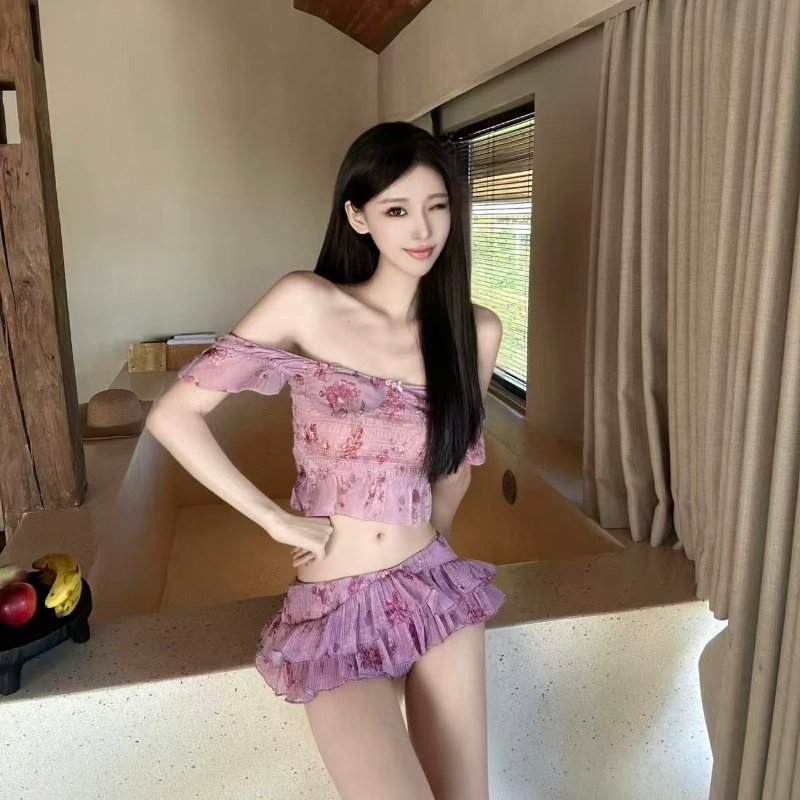 新款高级感飞袖一字肩低腰褶皱印花裙式分体辣妹少女绝美度假泳衣,淘宝优惠券,粉丝福利购,淘宝优惠卷