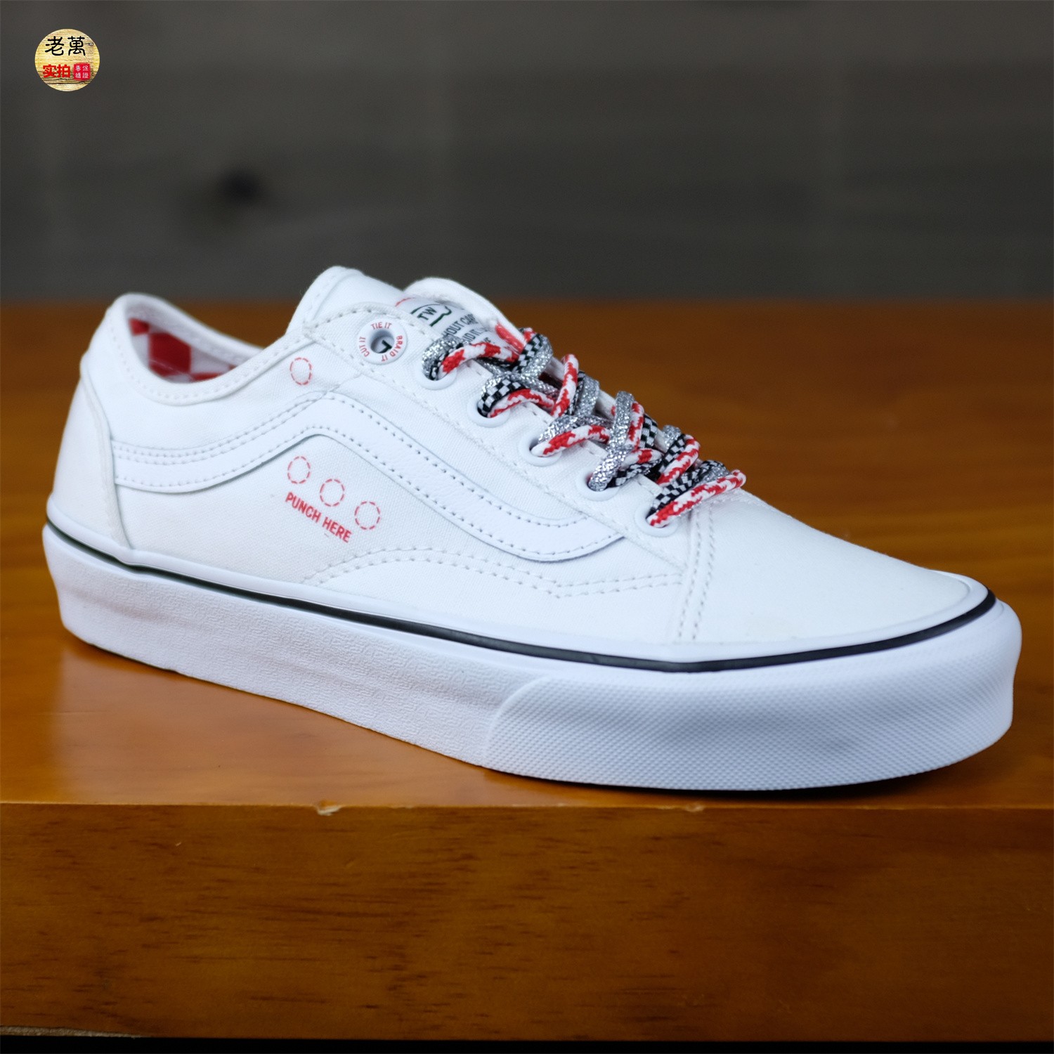 老万VANS Old Skool 范斯百搭情侣低帮帆布鞋板鞋男女VN0A54F49Y9 - 图1