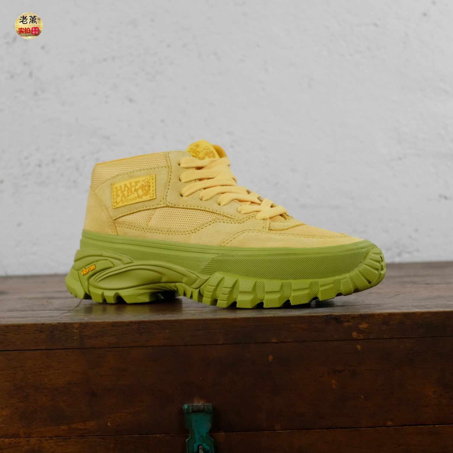 老万VANS VLT高端支线OTW Half  复古休闲中帮板鞋VN000CNBSBR,淘宝优惠券,粉丝福利购,淘宝优惠卷