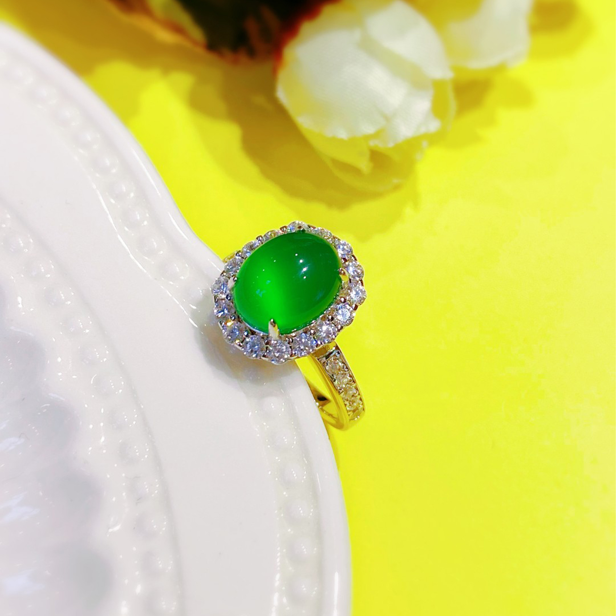 VISING珠宝巴西绿玉髓戒指强莹光玛瑙鸽子蛋媲美冰种翡翠S925银-图0