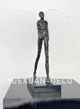 粤萱简约现代锌合金瘦长人物摆件样板间售楼处酒店大厅客厅软装