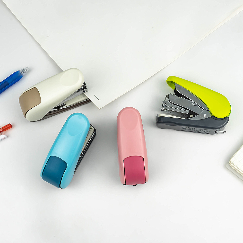 Japan PLUS labor-saving mini stapler