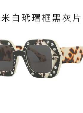 朋克风镶仿钻装饰太阳镜女潮