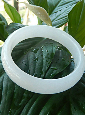 地摊货源汉白玉手镯玉石玉器