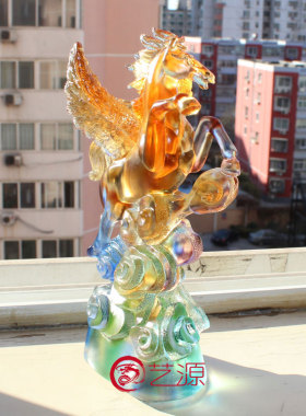 琉璃飞马志在千里送领导装饰品