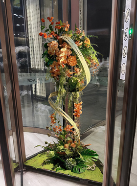 酒店大堂旋转门假花绿植装饰摆件