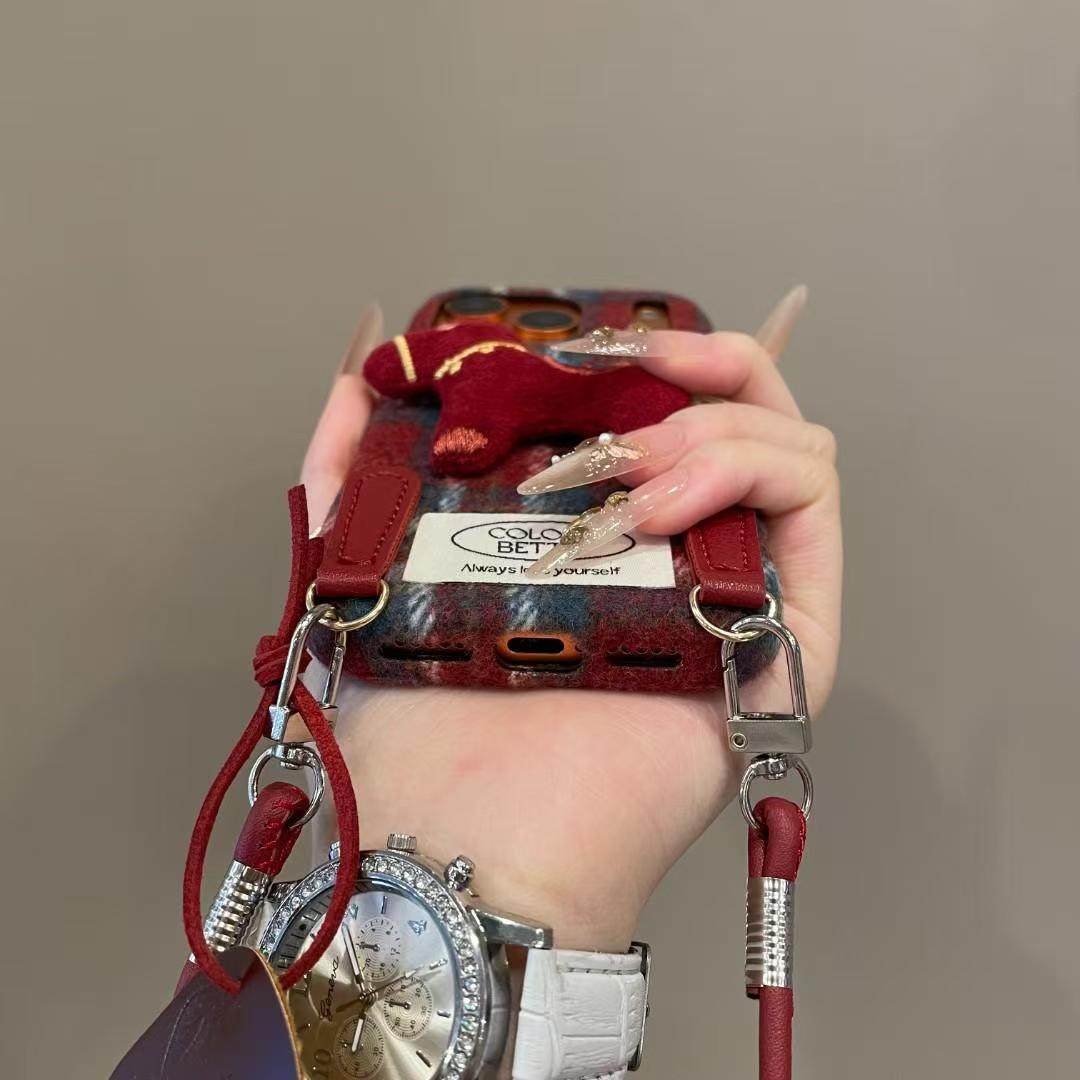 创意撞色格纹刺绣小马适用iPhone17promax手机壳15新款17pro网红女款13创意全包防摔16pro超好看17保护套,淘宝优惠券,粉丝福利购,淘宝优惠卷