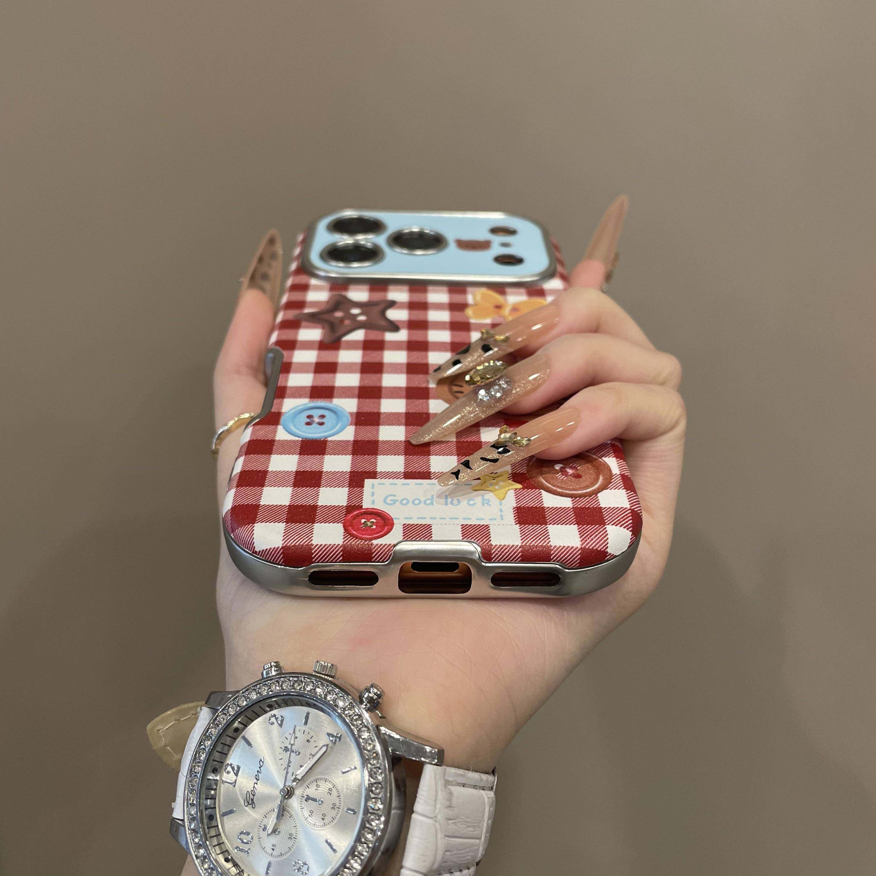 秋冬格纹纽扣KT猫大视窗适用iPhone17promax手机壳15新款17pro网红女款13创意全包防摔16pro超好看17保护套,淘宝优惠券,粉丝福利购,淘宝优惠卷