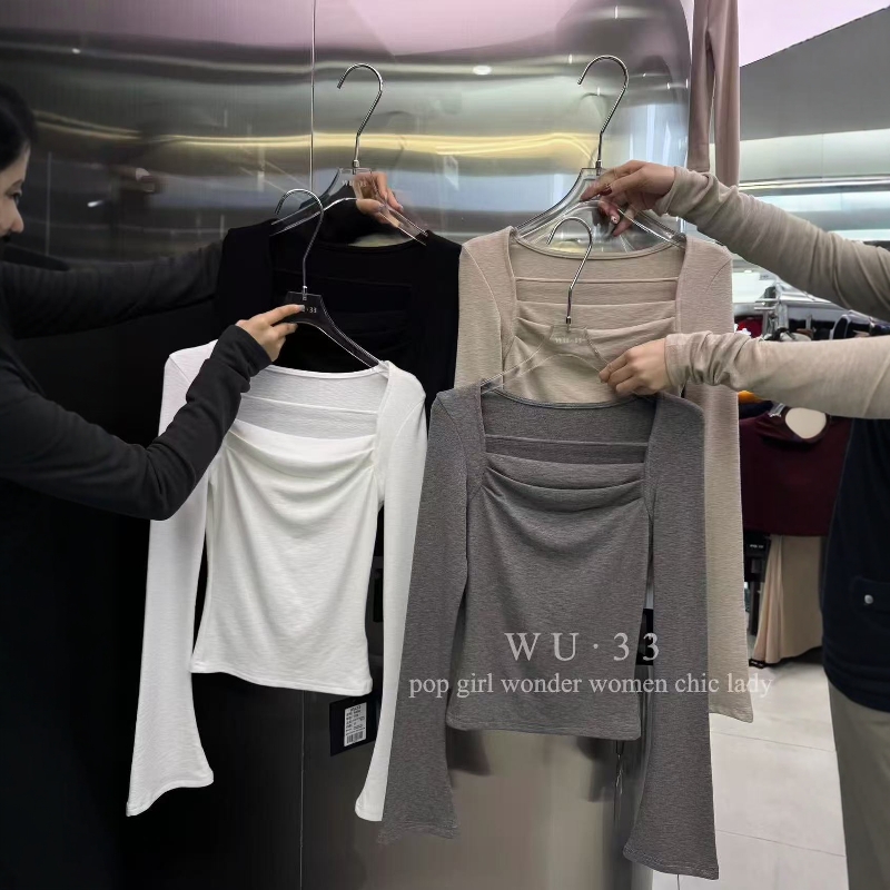 wu33打底衫2025冬新款韩方领喇叭袖小众洋气设计长袖磨毛T恤上衣 - 图0