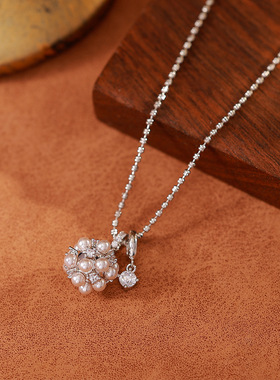 摩卡慕斯珠绣球镶锆石锁骨链