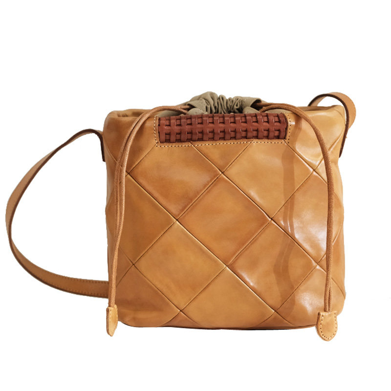 葱木 复古又时髦 质感小众通勤植鞣牛皮水桶包抽绳新款单肩斜挎包,淘宝优惠券,粉丝福利购,淘宝优惠卷