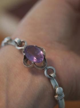 手工成品店尼泊尔银饰镂空手镯