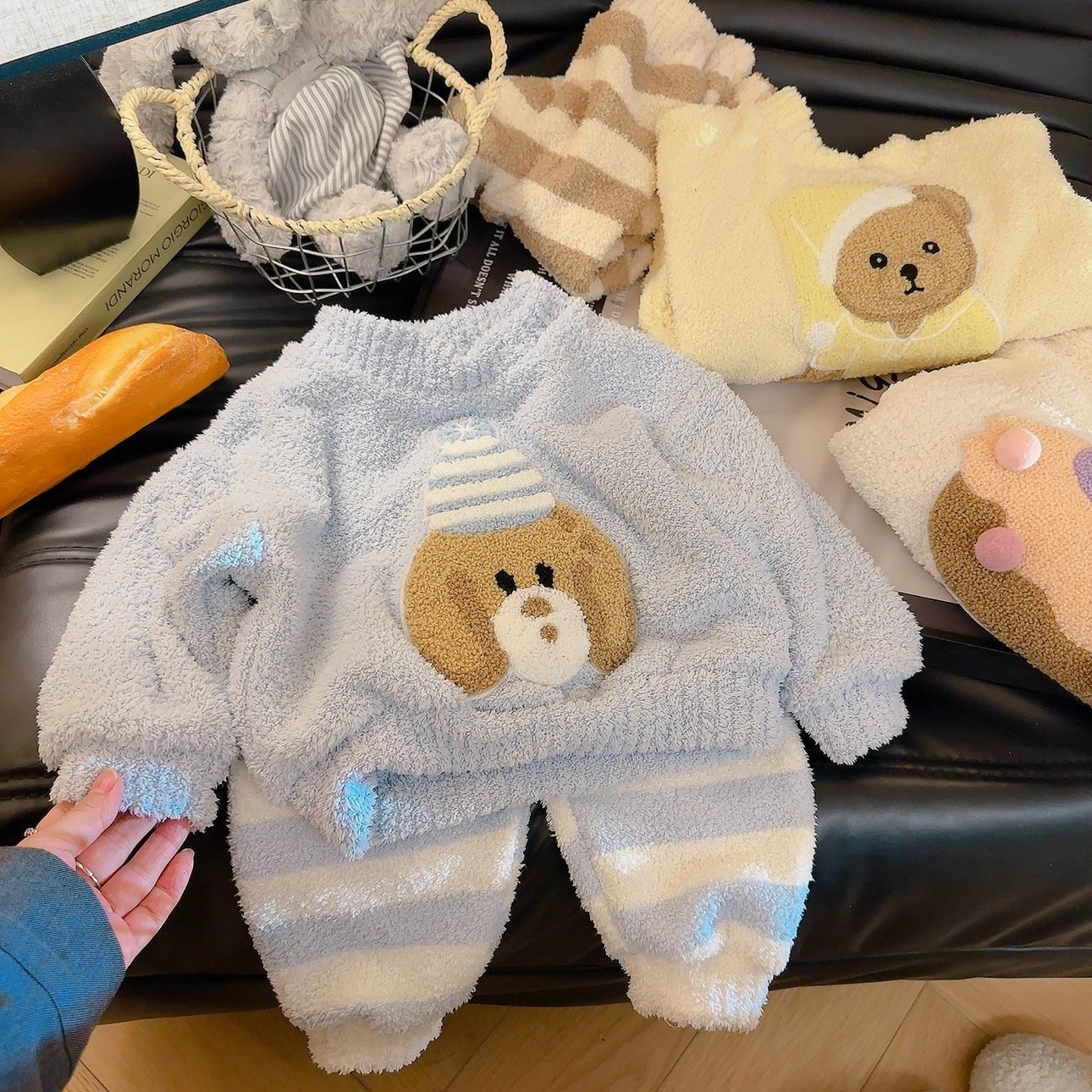 【软糖星球】儿童半边绒睡衣秋冬男童女孩保暖家居服套装萌宠插画,淘宝优惠券,粉丝福利购,淘宝优惠卷