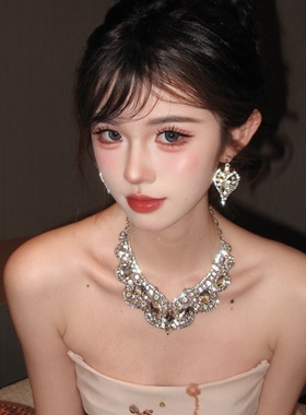 欧美时尚个性夸张项链套装女小众设计感高级轻奢气质百搭锁骨链