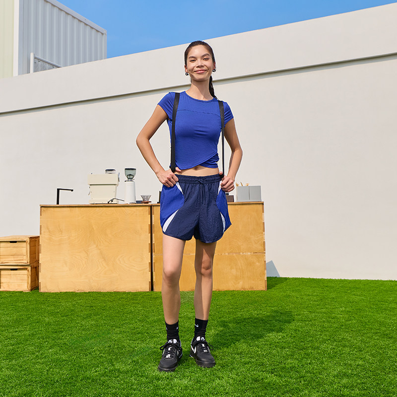 耐克空军一号女子秋冬板鞋NIKE