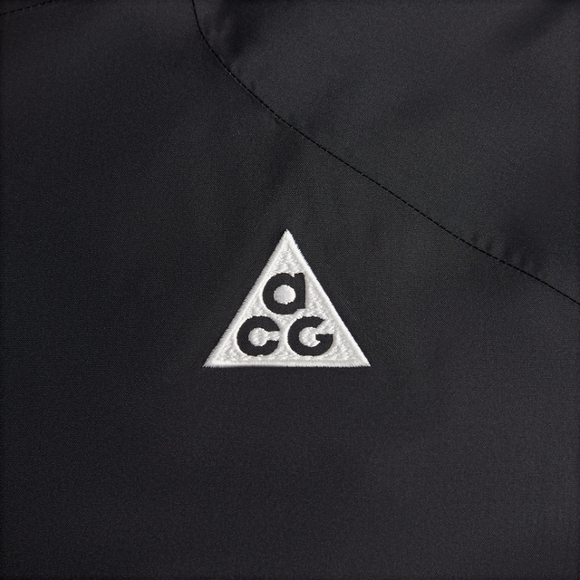 ເສື້ອກັນໜາວຍິງ Nike ACG Windproof