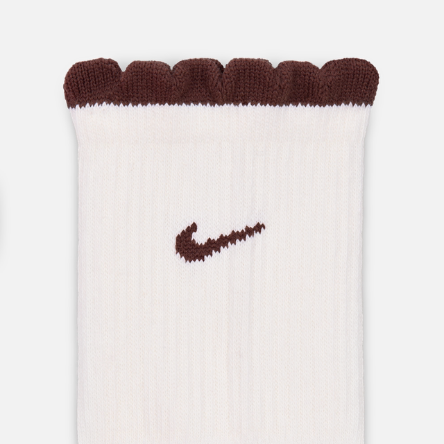 ຖົງຕີນກິລາ Nike ແຫ້ງໄວ 2 ຄູ່