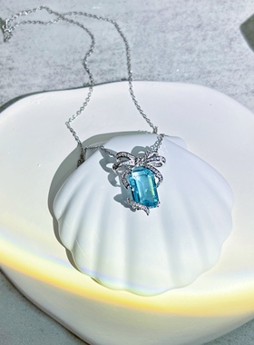 天蓝色立体仙气蝴蝶结满钻项链