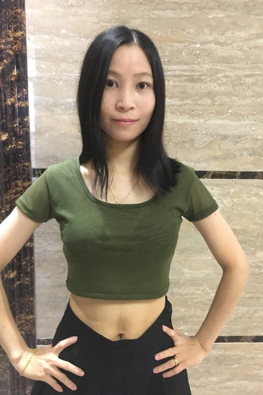 2019新款女装黑色半截修身蕾丝网纱打底衫短袖短款半身内搭上衣