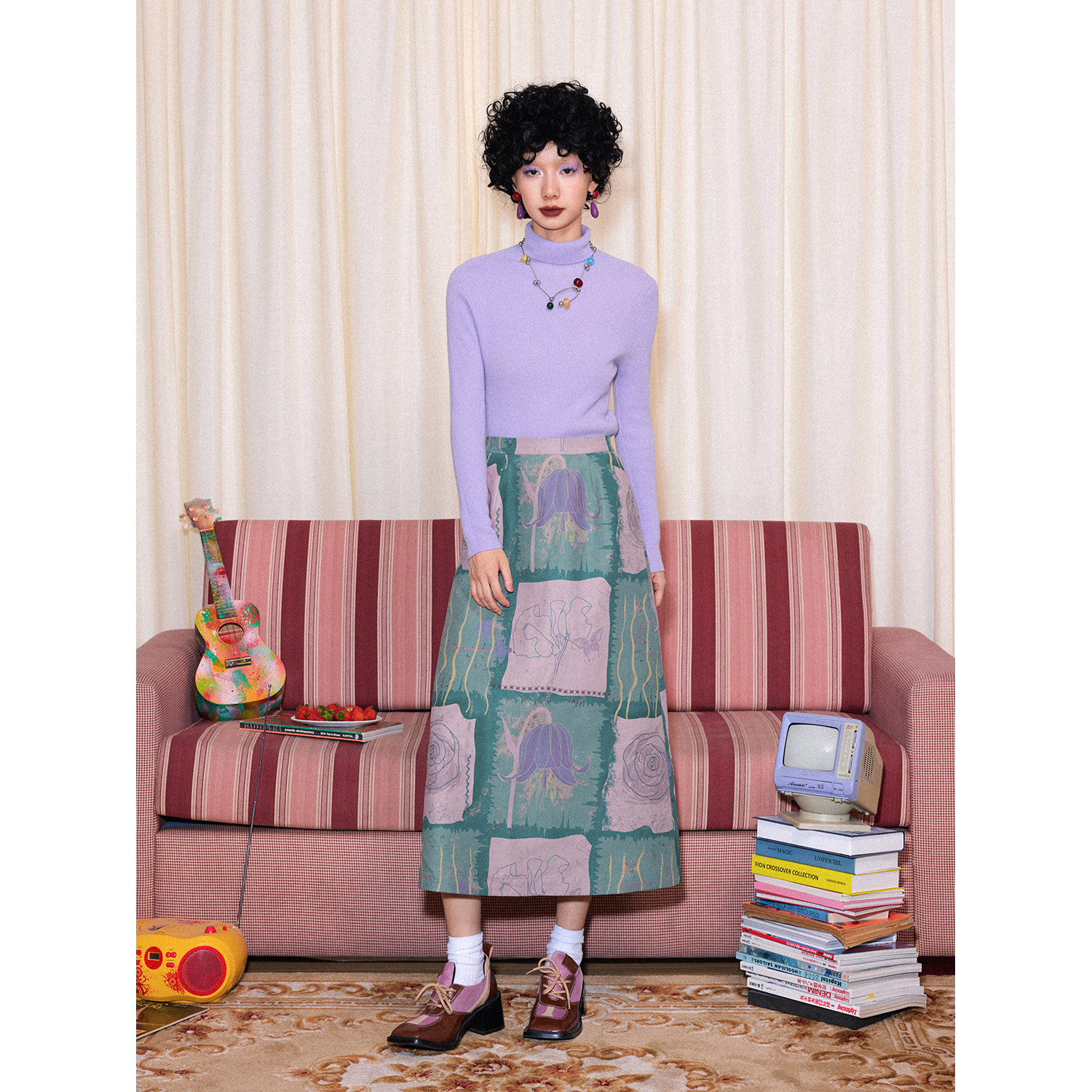 化学少女「花园秘境」手绘印花哲学裙子2025年春季a字复古半身裙,淘宝优惠券,粉丝福利购,淘宝优惠卷