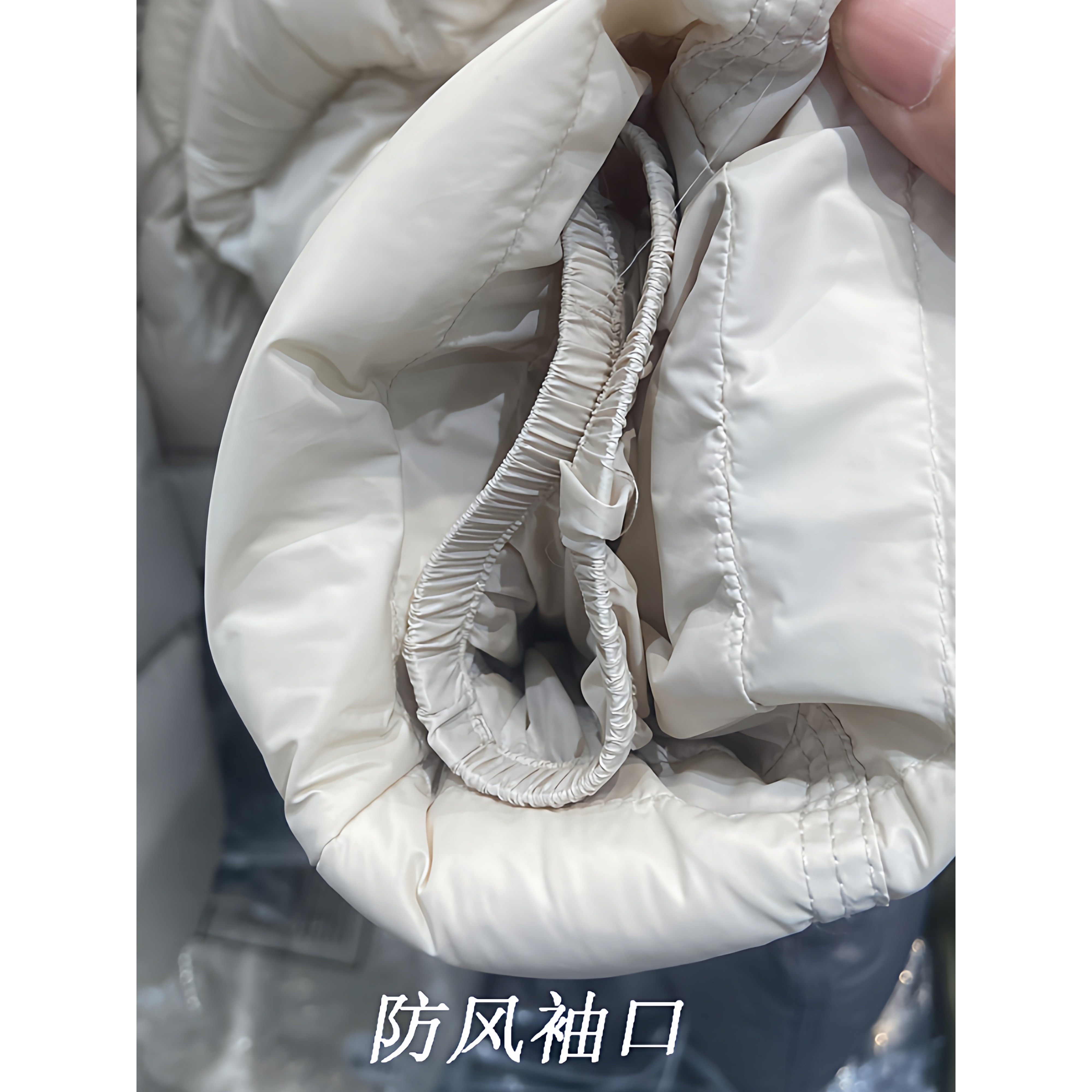 2025新款宽松加厚90白鸭绒龟背羽绒服女云朵泡芙短款帽子脱卸韩版