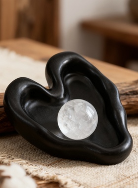 陶瓷心形水晶球底座专用器皿托盘女生房间卧室桌面装饰品摆件摆放