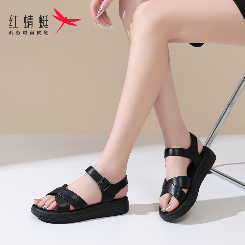 红蜻蜓妈妈凉鞋2025夏季魔术贴头层牛皮平底防滑青中老年女凉鞋软