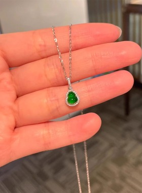 帝王绿小葫芦项链女款冰润透亮色泽奢华贵气仿翡翠吊坠颈链锁骨链