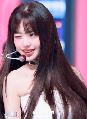 锁骨链choker项圈女颈带辣妹风黑色十字架项链甜酷脖颈链配饰皮质