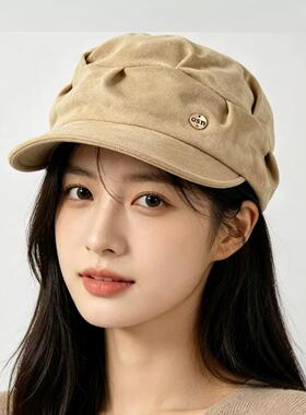 麂绒褶皱报童帽女秋冬新款复古金属标海军帽修饰脸型百搭时装帽