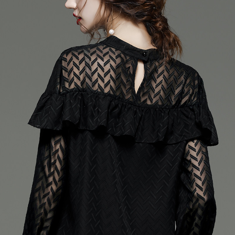 2020新款欧货泡泡袖荷叶边女打底衫 摩登志蕾丝衫/雪纺衫
