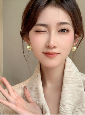 防过敏 925纯银针褶皱耳环女小众设计感曲面耳钉气质简约配饰品