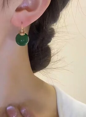 绿色猫眼石耳扣气质独特耳环女轻奢高级感耳钉2024新款爆款耳饰品
