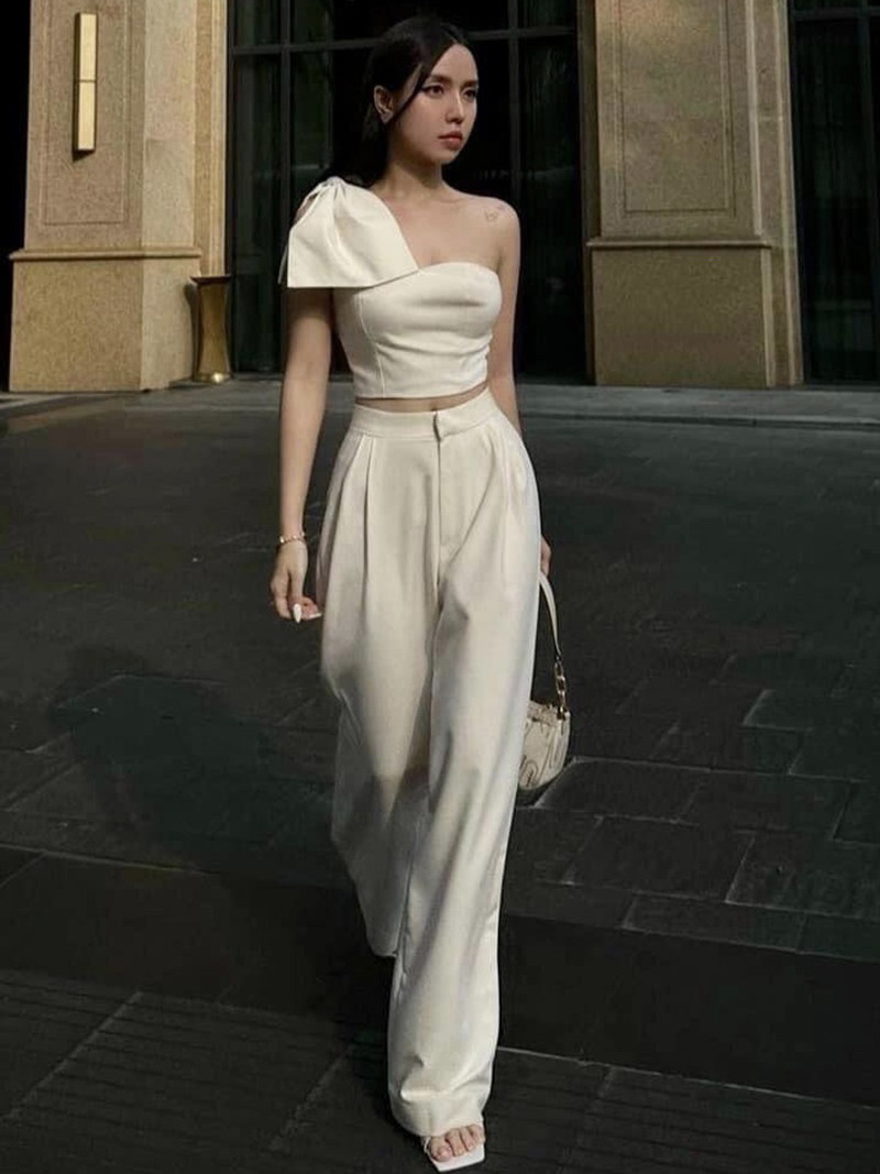 2024夏季新款时尚气质名媛风性感露肩上衣高腰阔腿裤两件套装女,淘宝优惠券,粉丝福利购,淘宝优惠卷