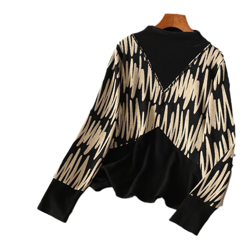  伊自尚服饰毛针织衫