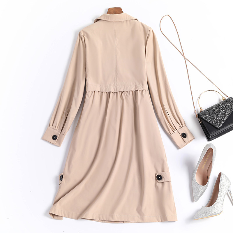  伊自尚服饰大码女装