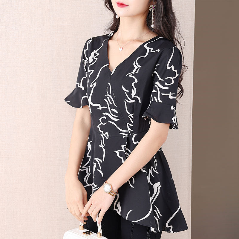  伊自尚服饰衬衫