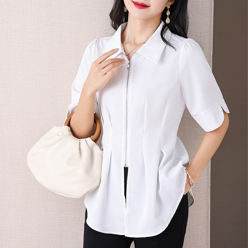  伊自尚服饰衬衫