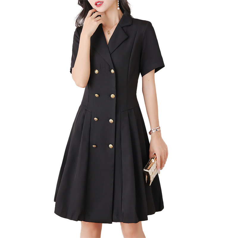  伊自尚服饰大码女装