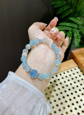 原创设计冰透海蓝宝灰月光天然水晶手链女轻奢小众精致手串礼物