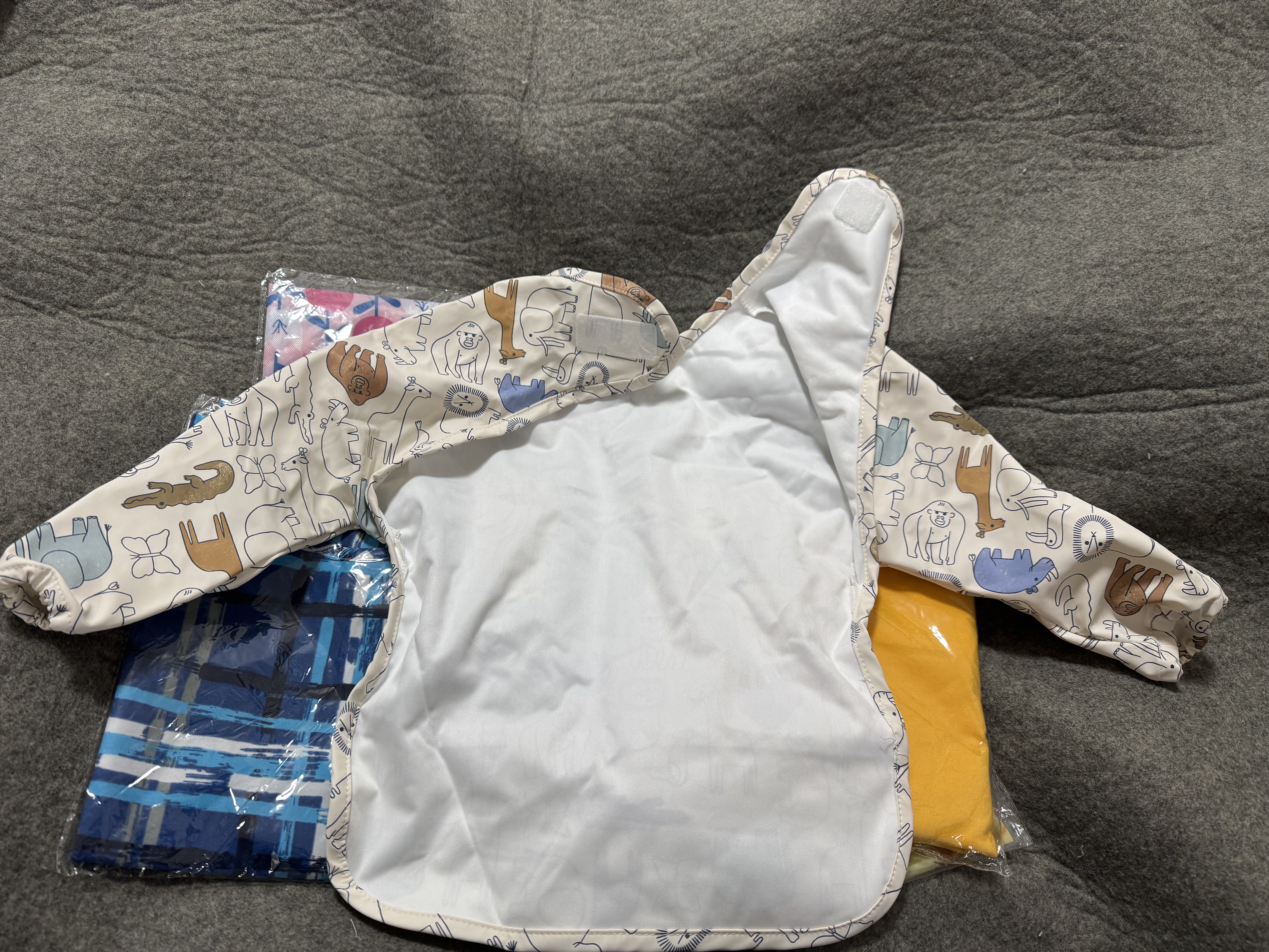 外贸原单宝宝吃饭围兜防水防脏儿童画画反穿衣,淘宝优惠券,粉丝福利购,淘宝优惠卷