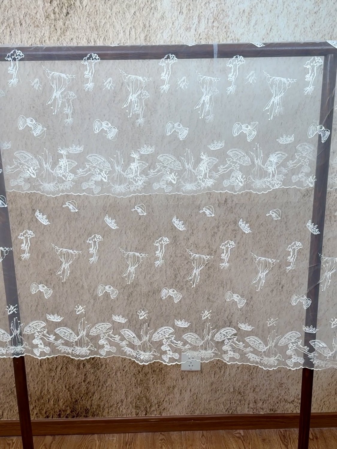 米色刺绣蕾丝网纱面料绣花辅料连衣裙旗袍婚纱设计师Diy布料窗帘,淘宝优惠券,粉丝福利购,淘宝优惠卷