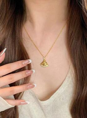 碎冰冰镶钻小裙子吊坠项链女仿黄金小众轻奢高级感锁骨沙金不掉色