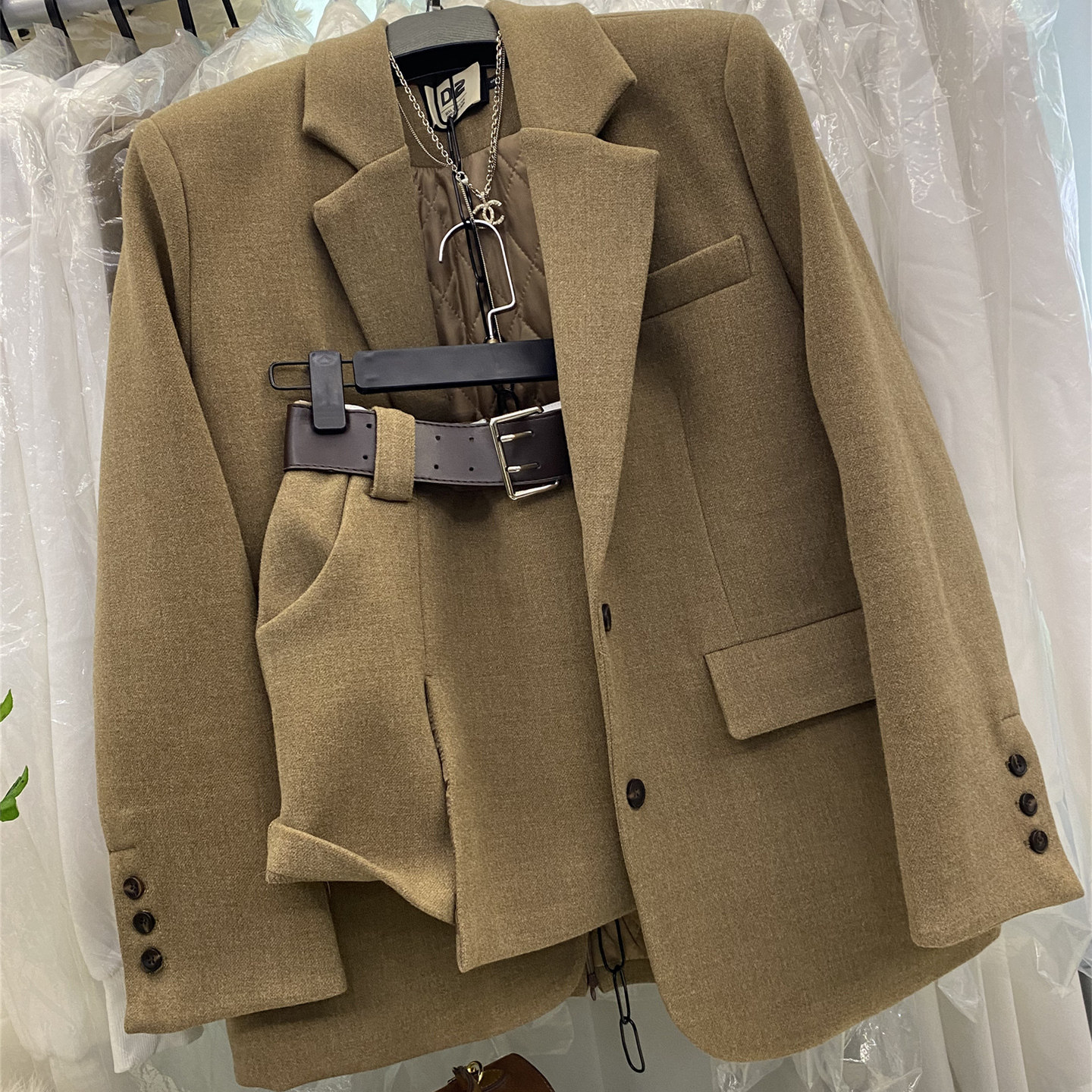 韩版新款高级感西装套装女时尚宽松加棉西服外套A字短裙两件套潮,淘宝优惠券,粉丝福利购,淘宝优惠卷